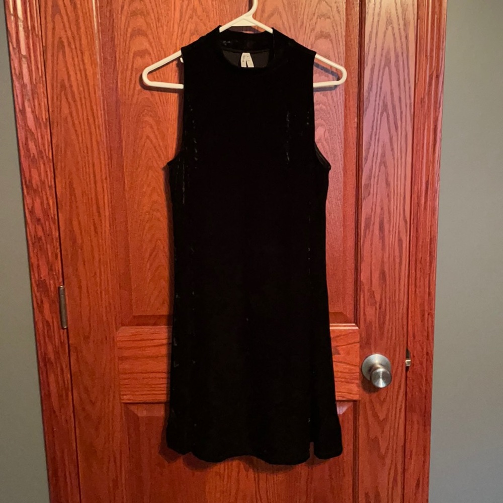 L black velvet dress!